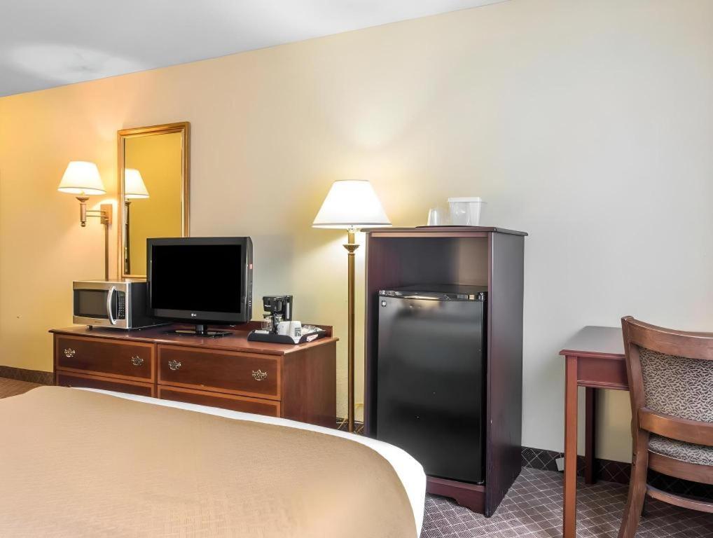 Quality Inn Danville Exterior foto