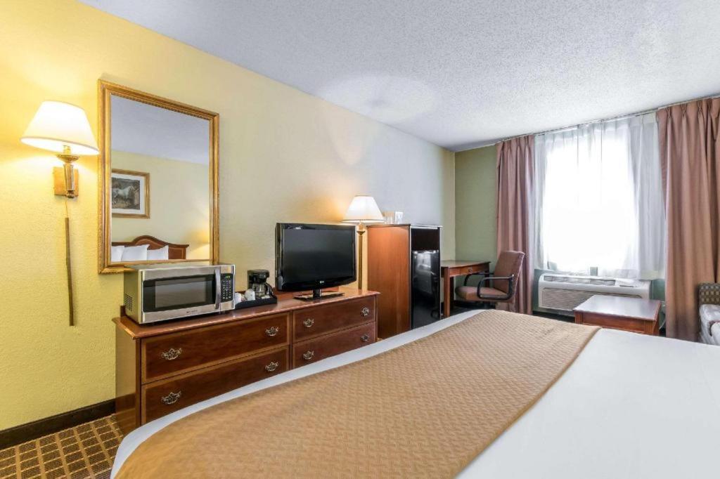 Quality Inn Danville Exterior foto